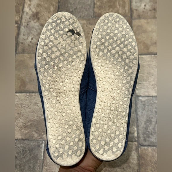 Toms Size 7 - Picture 5 of 7